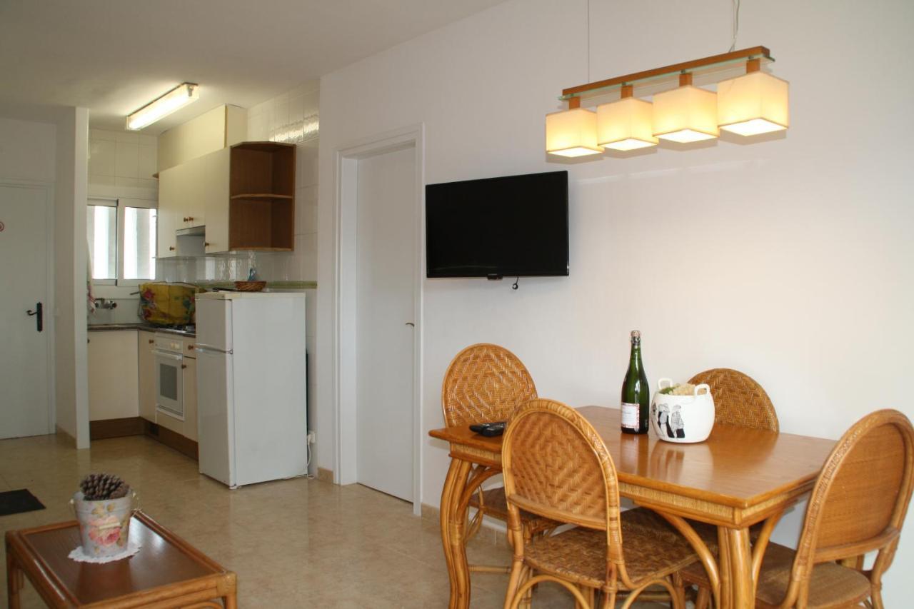 Apartaments Margarita Sabina Pinell Platja d'Aro Eksteriør bilde